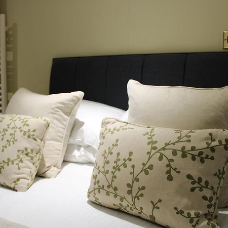 The Chequers Inn Rookley Extérieur photo