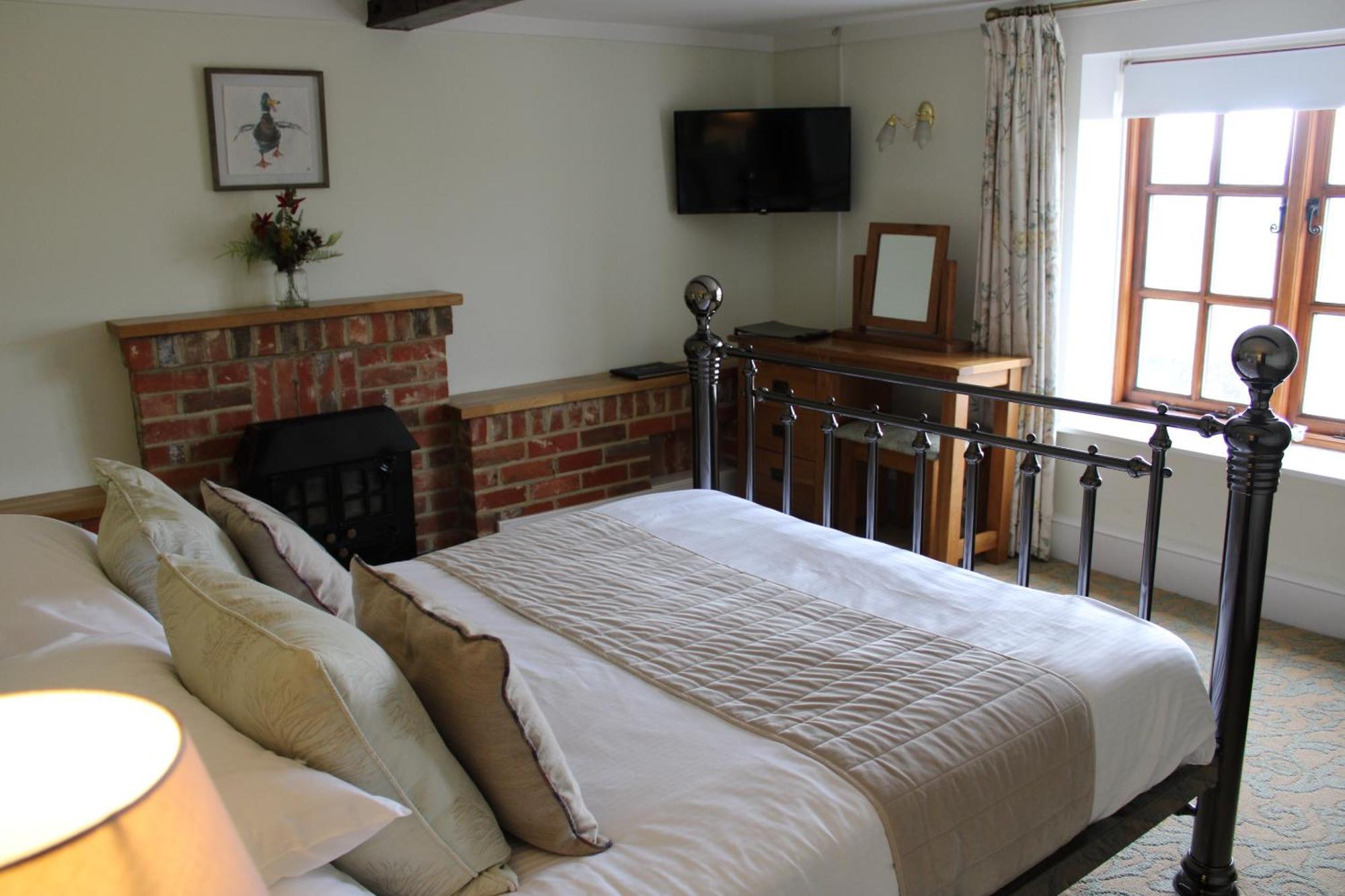 The Chequers Inn Rookley Extérieur photo